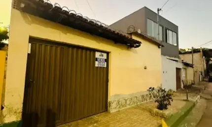 Casa com 2 quartos à venda no Guanabara (Parque Durval de Barros), Ibirité  por R$ 300.000