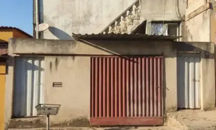 Casa com 4 quartos à venda no Conjunto Jatobá (Barreiro), Belo Horizonte  por R$ 250.000