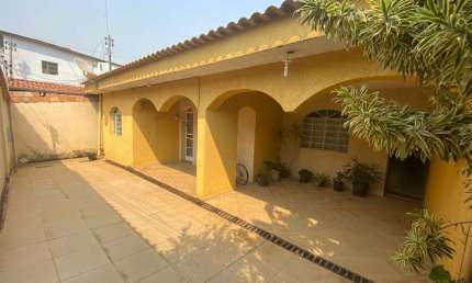 Casa com 3 quartos à venda no Lago Azul - 2ª Seção, Ibirité  por R$ 460.000