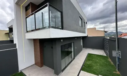 Casa com 3 quartos à venda na Rua Cefas, São Pedro, Ibirité