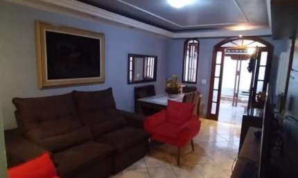 Casa com 3 quartos à venda no Riacho Da Mata, Sarzedo  por R$ 500.000