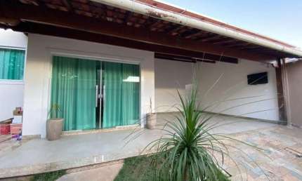 Casa com 3 quartos à venda no Jardim Riacho das Pedras, Contagem  por R$ 1.800.000