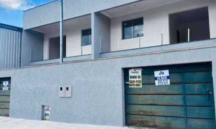 Casa com 3 quartos à venda no Centro, Sarzedo 