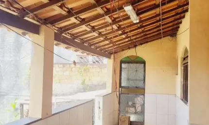 Casa com 3 quartos à venda no Cruzeiro, Ibirité  por R$ 250.000