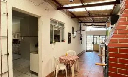 Casa com 3 quartos à venda no Bandeirantes, Contagem 