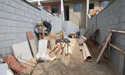 Casa com 2 quartos à venda no Camargos, Ibirité 