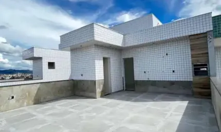 Cobertura de 3 quartos á venda no Santa Cruz Industrial