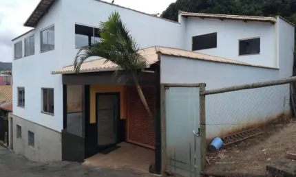 Casa com 5 quartos à venda na Castanheira (Barreiro), Belo Horizonte 