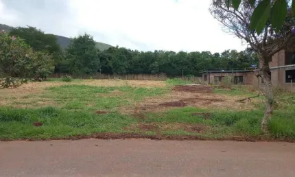 Lote em condomínio á venda no serra dos bandeirantes