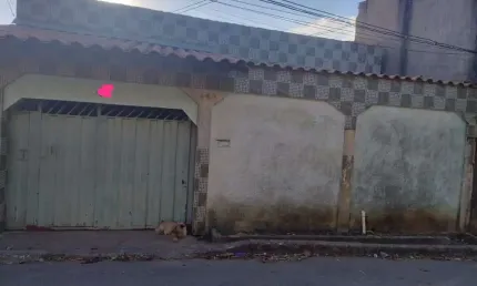 CASA Á VENDA NO INDEPENDÊNCIA NA REGIÃO DO BARREIRO