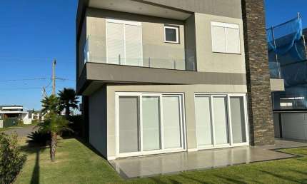 Casa para Venda em Torres, Engenho Velho, 4 dormitórios, 4 suítes, 6 banheiros, 4 vagas