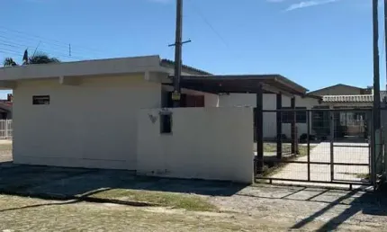Casa para Venda em Torres, Stan, 3 dormitórios, 1 suíte, 2 banheiros, 2 vagas