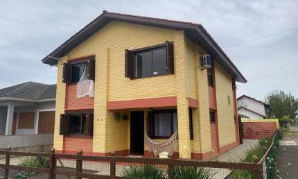 Casa para Venda em Torres, Praia Paraíso, 3 dormitórios, 2 banheiros, 2 vagas