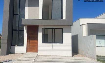Casa residencial para Venda no Condomínio Vila Florença, Catu de Abrantes, Camaçari, 4 suítes, 1 sala, 5 banheiros, 2 vagas, 210m² área total.