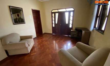 Casa Comercial para venda na Chácara São Cosme, 3 Quartos, Quintal, em frente ao Novo shopping Centro Oeste do Feiraguay, em Feira de Santana.