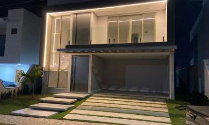Casa residencial para Venda no Condomínio Amarílis, Papagaio, Feira de Santana, 4 suítes, 2 salas, 5 banheiros, 4 vagas, 252m² área total.