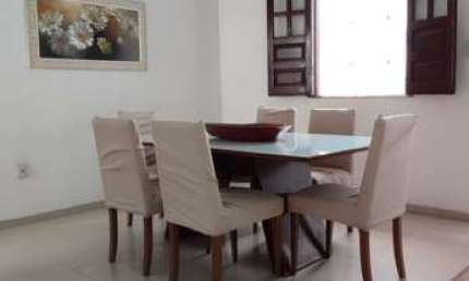 Casa residencial para Venda em rua pública, Brasília, Feira de Santana, 3 quartos, 1 suíte, 1 sala, 2 banheiros, 1 vaga, 298m² área total.