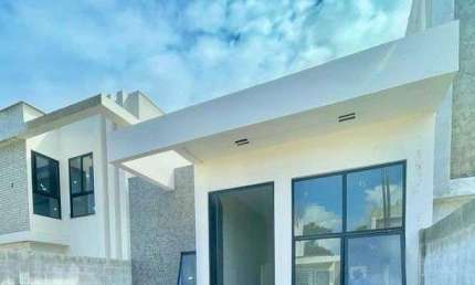 Casa residencial para Venda em rua Pública no Parque Ipê, Feira de Santana, 3 quartos, suíte, 1 sala, 1 banheiro, 2 vagas, 150m² área total.