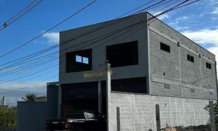 Galpao comercial para Locação Olhos D'água, Feira de Santana, 2 banheiros, 2 vagas 160m² área total.