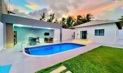 Casa em jauá, terreno excedente, 3 quartos, suíte, área gourmet, piscina, para venda, no condominio brisas de jauá 3, em camaçari.