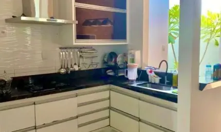 Casa residencial para Venda em Condomínio fechado, Sim, Feira de Santana, 2 quartos, 2 suítes, 1 sala, 3 banheiros, 2 vagas, 180m² área total.