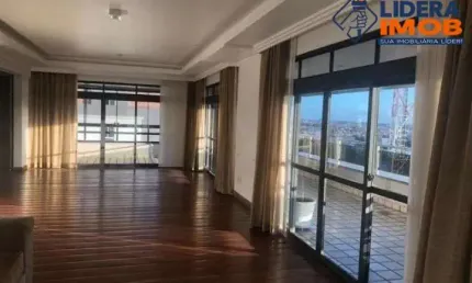 Apartamento Amplo Alto Padrão 4/4, 3 Suítes, Closet, Varanda, para Venda, na Kalilândia, Feira de Santana, Área Total de 300 m².