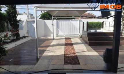 Casa na Cidade Nova, em Rua Pública, 4/4, Suítes, Closet, Jacuzzi, Academia, Armários Planejados, para Venda, em Feira de Santana