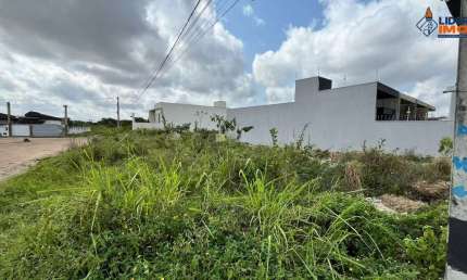 Terreno para Venda, em Rua Pública, Área Total de 546 m², no Bairro SIM, Feira de Santana, próximo ao Shopping Avenida e da Avenida Nóide