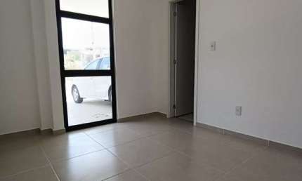 Casa residencial para Locação em Condomínio fechado, Sim, Feira de Santana, 3 quartos, 1 suíte, 1 sala, 2 banheiros, 1 vaga, 70m² área total.