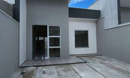 Casa residencial para Venda em rua pública, Mangabeira, Feira de Santana, 2 quartos, 1 suíte, 1 sala, 2 banheiros, 2 vagas, 100,00 m² área total.