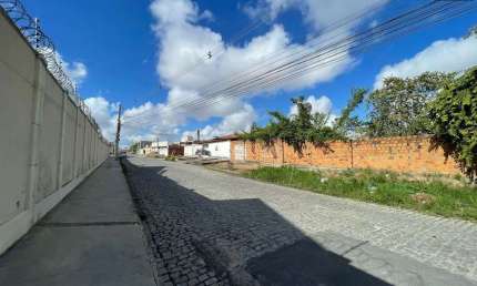 Terreno residencial para Venda em rua pública, Mangabeira, Feira de Santana, 1.488m² área total.