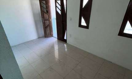 Casa residencial para Venda em rua pública, Parque Ipê, Feira de Santana, 2 dormitórios, 1 sala, 1 banheiro, 1 vaga, 100m² área total.