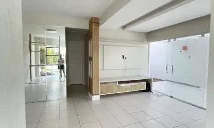 Casa residencial para Venda em condominio fechado, Brasília, Feira de Santana, 3 quartos, sendo 1 suíte, 1 sala, 2 banheiros, 1 vaga 317,69 m² área co