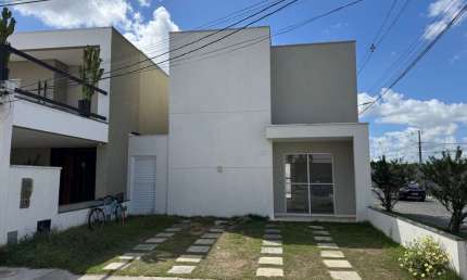 Casa residencial para Venda em condomínio fechado, Papagaio, Feira de Santana, 4 quartos, 3 suítes, 1 sala, 4 banheiros, 2 vagas, 160m² área total.