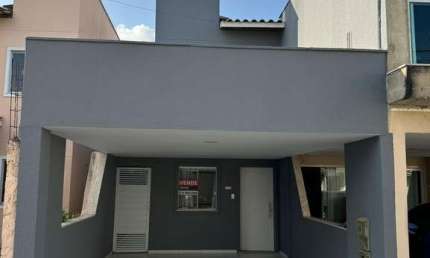 Casa Residencial Para Venda em condomínio fechado, Papagaio, Feira de Santana, 2 quartos, sendo 1 suíte, 1 sala, 2 banheiros, 1 vaga de garagem