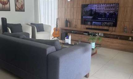 Casa residencial para Venda em condominio fechado em CONCEIÇÃO DO JACUÍPE, 4 quartos, 2 suítes, 1 sala, 4 banheiros, 1 vaga 260 m² área