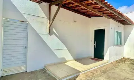 Casa residencial para Venda em condomínio fechado, Sim, Feira de Santana, 3 quartos, 1 suíte, 1 sala, 2 banheiros, 1 vaga, 161m² área total.