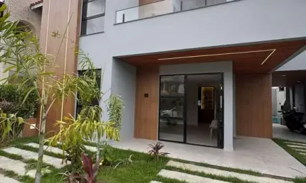 Casa residencial para Venda em condominio fechado, Sim, Feira de Santana, 3 suítes, 1 sala, 4 banheiros, 2 vagas