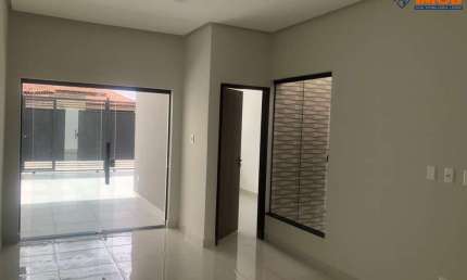 Casa residencial para Venda em rua pública, Conceição, Feira de Santana, 2 quartos, 1 suíte, 1 sala, 2 banheiros, 2 vagas, 125m² área total.