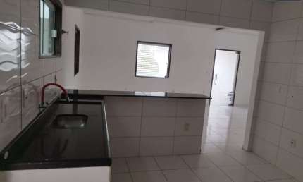 Casa residencial para Locação em rua pública, Conceição, Feira de Santana, 4 quartos, 1 suíte, 1 sala, 2 banheiros, 1 vaga, 255m² área construída.