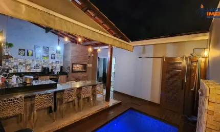 Casa no Sim, 3 Quartos, 1 Suíte, Área Gourmet com Piscina, para Locação, no Condomínio Terra Nova 1, em Feira de Santana, Área Total de 160 m².