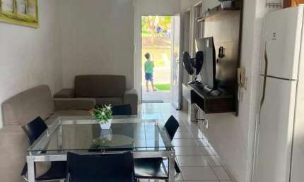 Casa residencial para Venda em condomínio fechado, Sim, Feira de Santana, 2 dormitórios, 1 sala, 1 banheiro, 2 vagas, 100m² área total.
