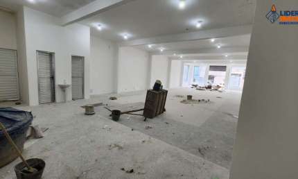 Loja comercial para Locação no Centro, São Gonçalo dos Campos, 2 banheiros 214m² área total