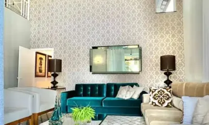 Casa residencial para Locação em Rua Publica, Capuchinhos, Feira de Santana, mobiliada, 3 quartos, sendo 2 suítes, 1 sala, 3 banheiros, 2 vagas