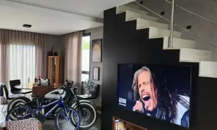 Casa residencial para Venda em condomínio fechado, Sim, Feira de Santana, 4 quartos, 3 suítes, 1 sala, 4 banheiros, 2 vagas, 179m² área total.
