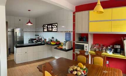 Casa no Morada das Árvores, no Campo Limpo, 4 Quartos, Suítes, Armários Planejados, Área Gourmet, Garagem Coberta, para Venda, em Feira