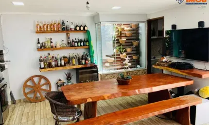 Casa no Aviário, Casa Reformada, 2 Quartos, Área Gourmet, Garagem Coberta, para Venda, no Condomínio Ecoville, em Feira de Santana.