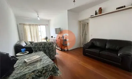 Vende-se apartamento 3 dormitórios bem localizado na rua voluntários da pátria