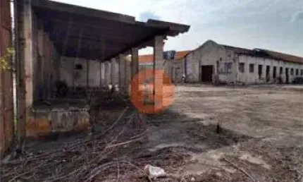 Área urbana no início do bairro santa terezinha com 17.000 m², topografia plana