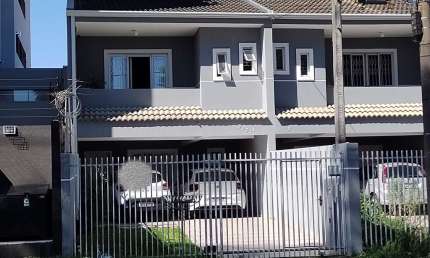 Casa com 3 quartos à venda na Rua Gustavo Schier, 203, Novo Mundo, Curitiba